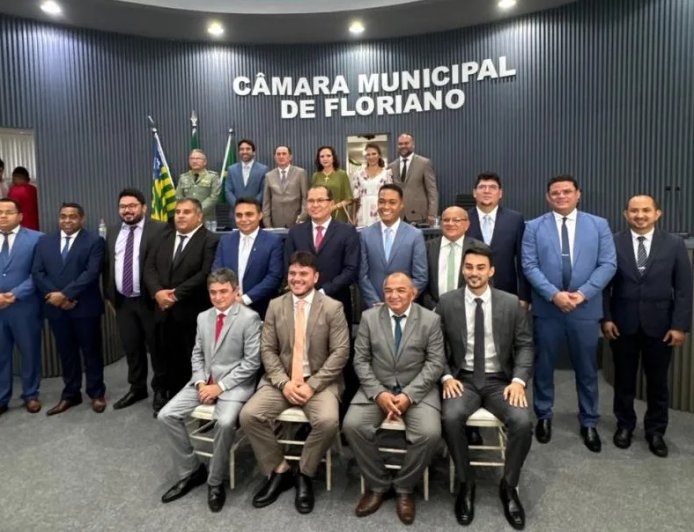 Posse de Autoridades Marca Início de Nova Gestão em Floriano-PI